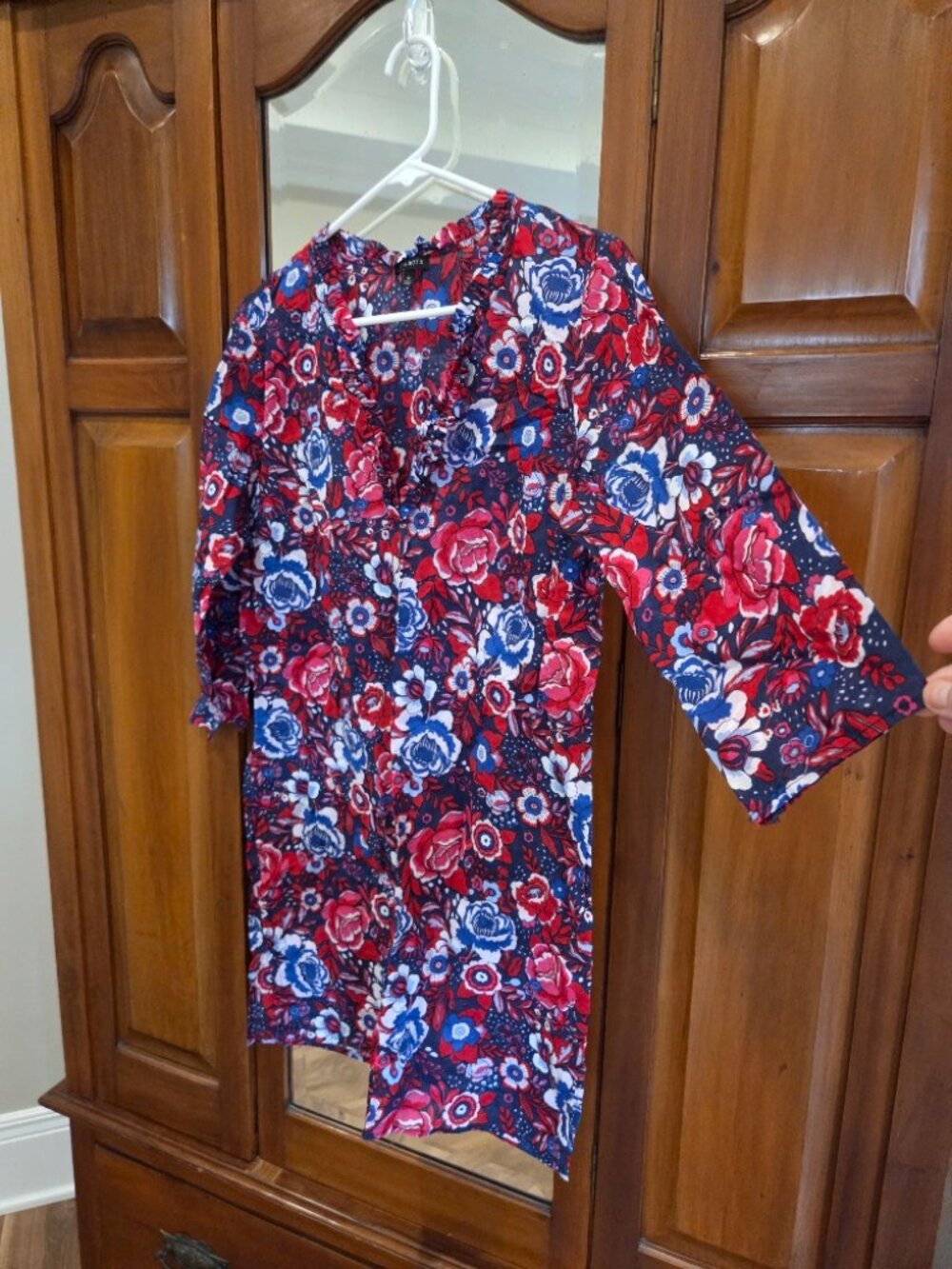 Talbots Ruffled-Neck coverup - Picture 4 of 4